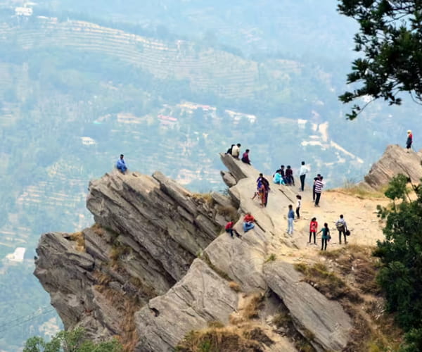 Chauli Ki Jali viewpoint near best villa in Mukteshwar for adventure