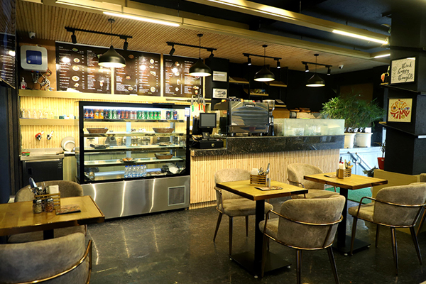 Best Stay in Saket Delhi