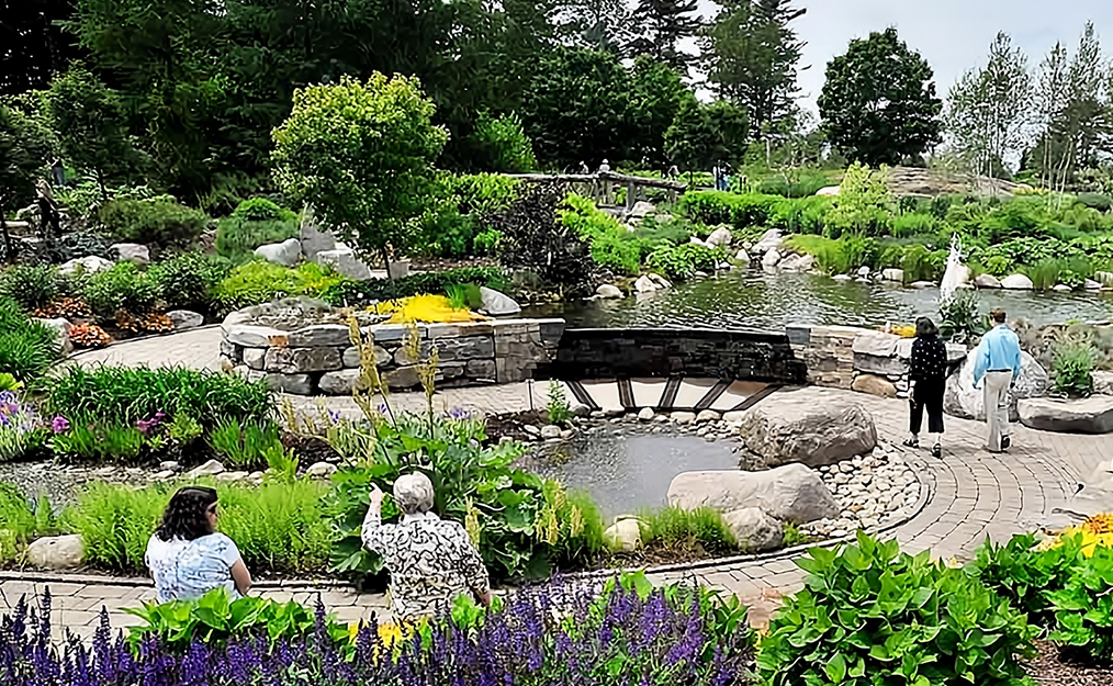 Best hotel near Max Hospital, Saket